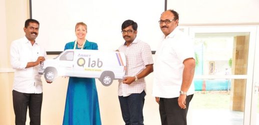 Mrs. Catherine Carlton,the worshipful Mayor of Menlo Park, USA releases the logo of ‘Q- Lab’.